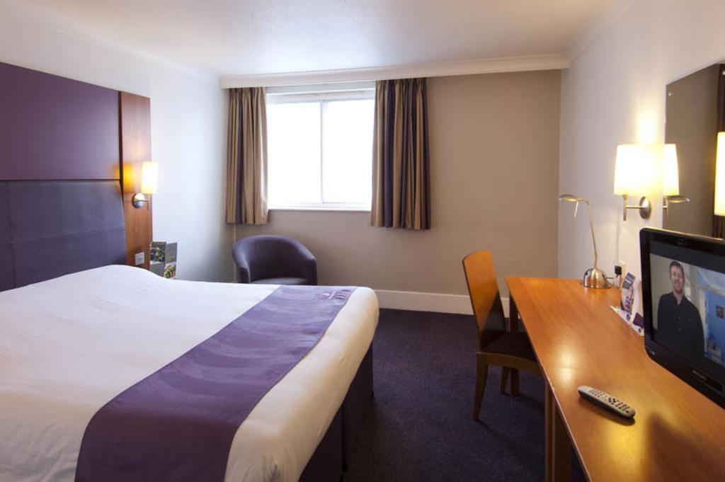 Premier Inn Manchester - Handforth Cameră foto